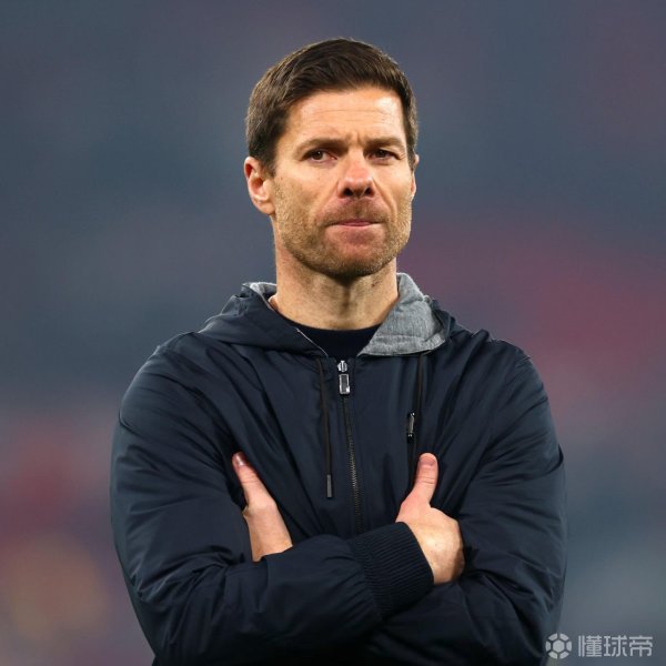 掌乐策略 记者：阿隆索对其执教生涯早有规划，若顺利最终目标就是皇马